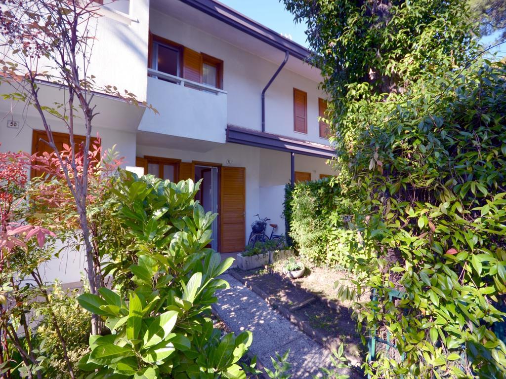 Villa Betty Lignano Sabbiadoro Esterno foto